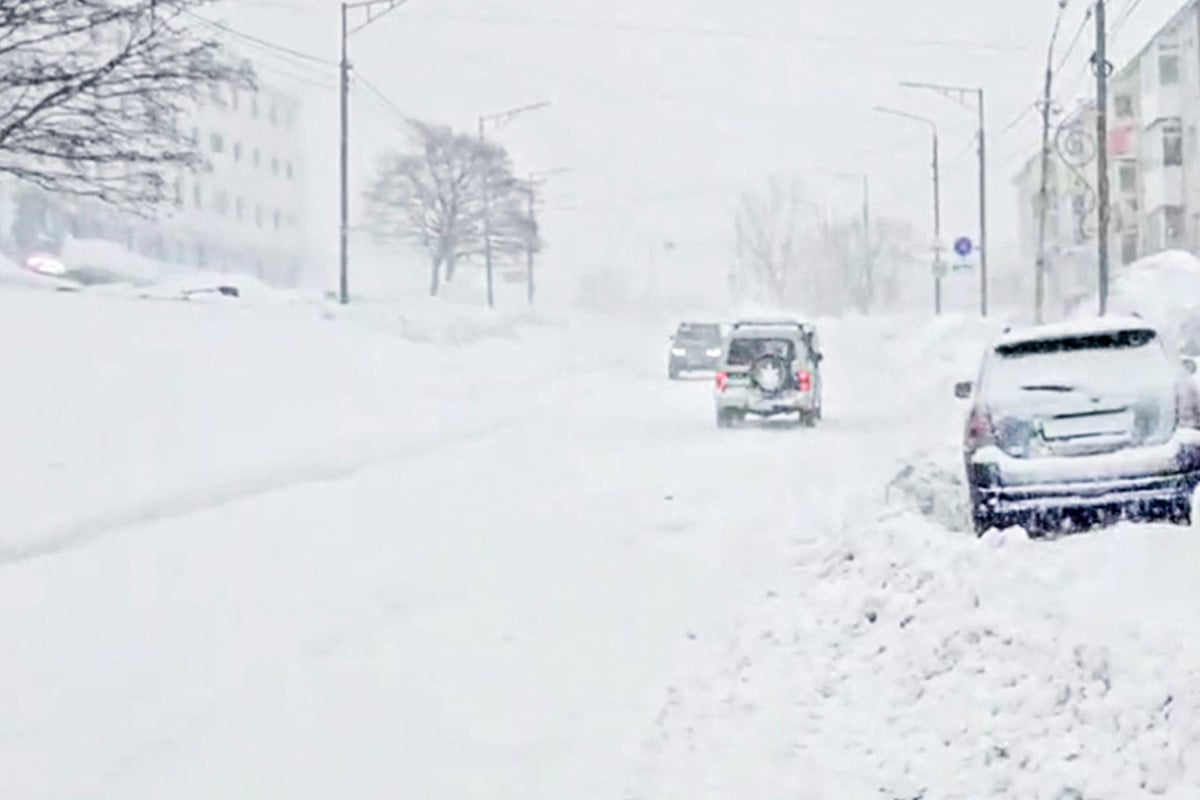 রেকর্ড তুষারপাত, শীতকালীন ঝড়ে বিপর্যস্ত রাশিয়ার কামচাটকা