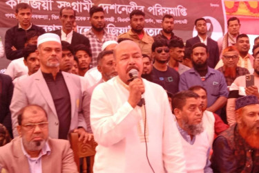 ‘নবাগত লোক এসে কত কথাই না বলে’