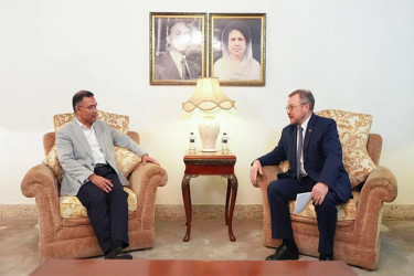 তারেক রহমানের সঙ্গে রুশ রাষ্ট্রদূতের সৌজন্য সাক্ষাৎ