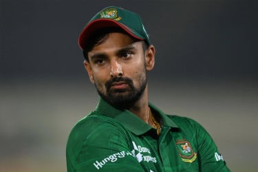 বিশ্বকাপে খেলতে যাওয়ার প্রশ্নে যা বললেন লিটন