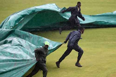 বৃষ্টিতে ভেসে গেল বাংলাদেশ-নিউজিল্যান্ড ম্যাচ