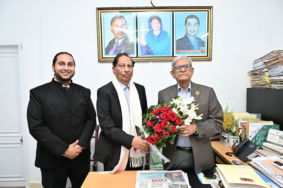 বিএনপিতে যোগ দিলেন সাবেক তথ্যমন্ত্রী অধ্যাপক আবু সাইয়িদ