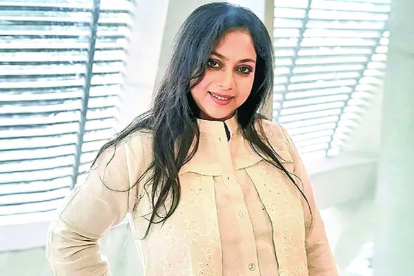 শাবনূরের ভালোবাসার মানুষেরা