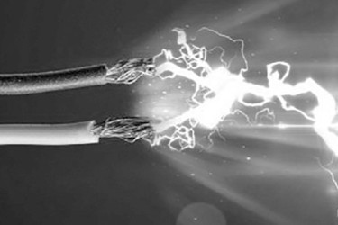 বিদ্যুৎস্পৃষ্টে প্রাণ গেল যুবকের