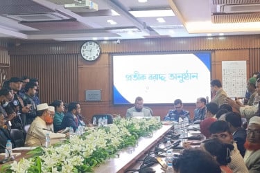 গাইবান্ধার পাঁচটি আসনে ৪০ প্রার্থীর মধ্যে প্রতীক বরাদ্দ