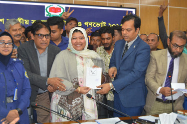 জেলে থেকেও প্রতীক পেয়ে নির্বাচনী মাঠে জাতীয় পার্টির প্রার্থী