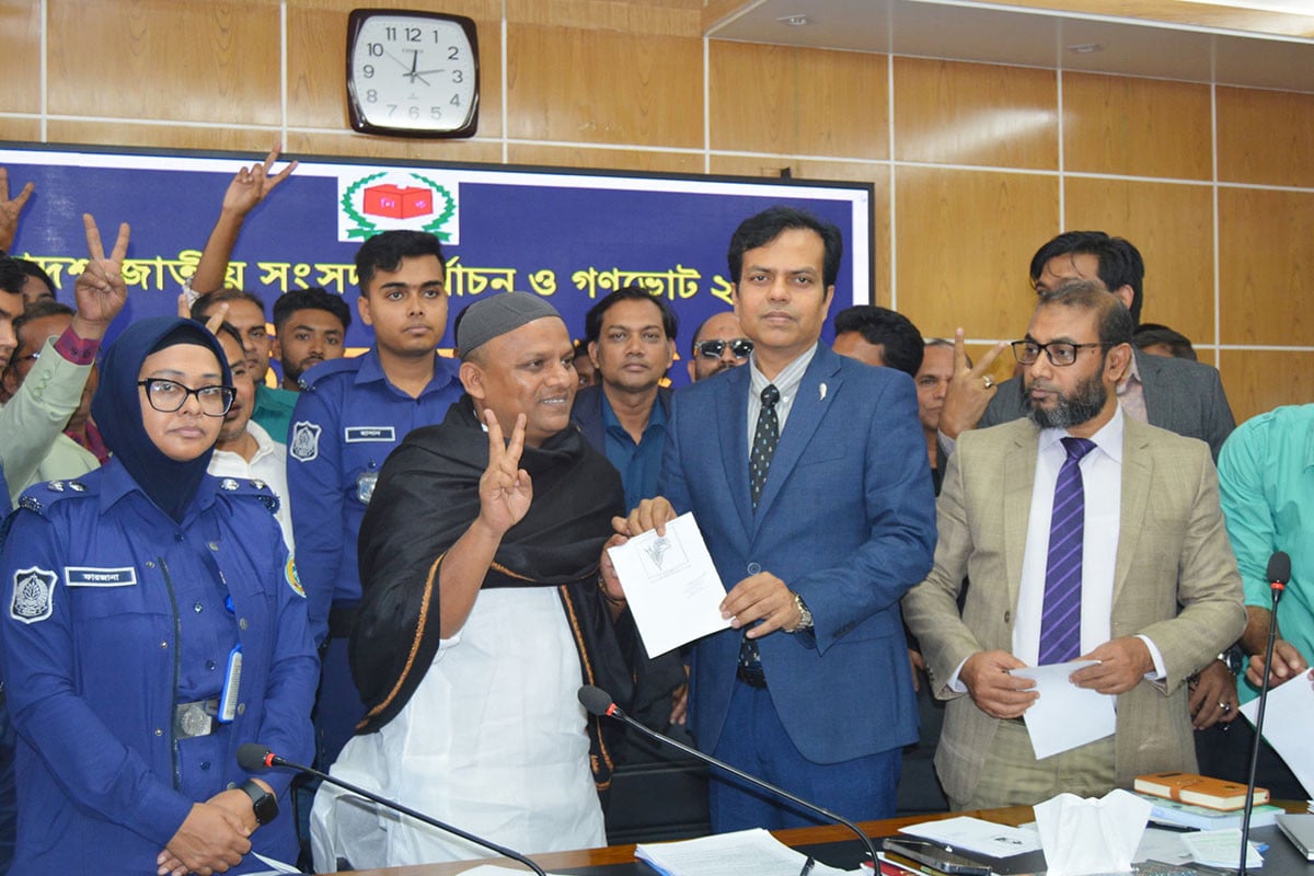 বরিশালের ছয়টি আসনে ৩৬ প্রার্থীকে প্রতীক বরাদ্দ