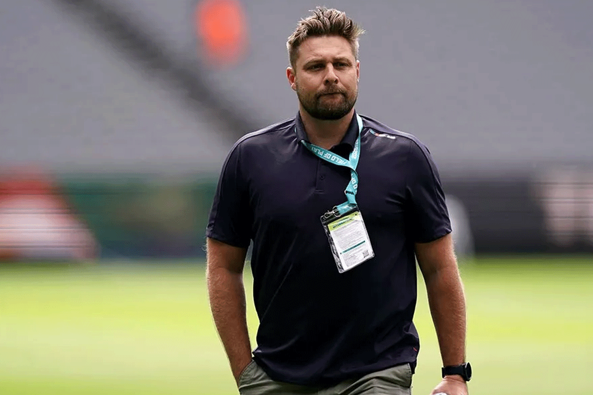 বিশ্বকাপের পর সরে দাঁড়াচ্ছেন লুক রাইট