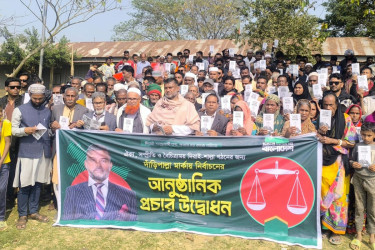 ইশতেহারে ঐক্য, সম্প্রীতি ও বৈচিত্র্যের বার্তা দিলেন শিশির মনির