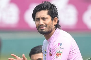 গোটা দেশের স্বপ্ন বিশ্বকাপে খেলা, ক্রিকেট সবকিছুর ঊর্ধ্বে : বিজয়