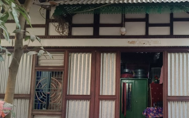 গজারিয়ায় দিনেদুপুরে দুর্ধর্ষ চুরি: স্বর্ণালঙ্কারসহ ৭ লাখ টাকার মালামাল লুট