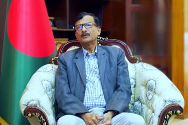 বাংলাদেশ ও ভারতের সম্পর্ক কাঙ্ক্ষিত পর্যায়ে নেই: পররাষ্ট্র উপদেষ্টা