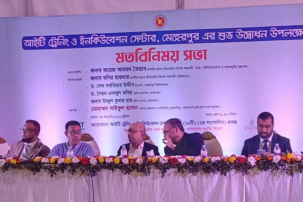 সংসদে প্রধানমন্ত্রীর ইচ্ছার বাইরে নীতিনির্ধারণ সম্ভব হয় না : ফয়েজ আহমদ