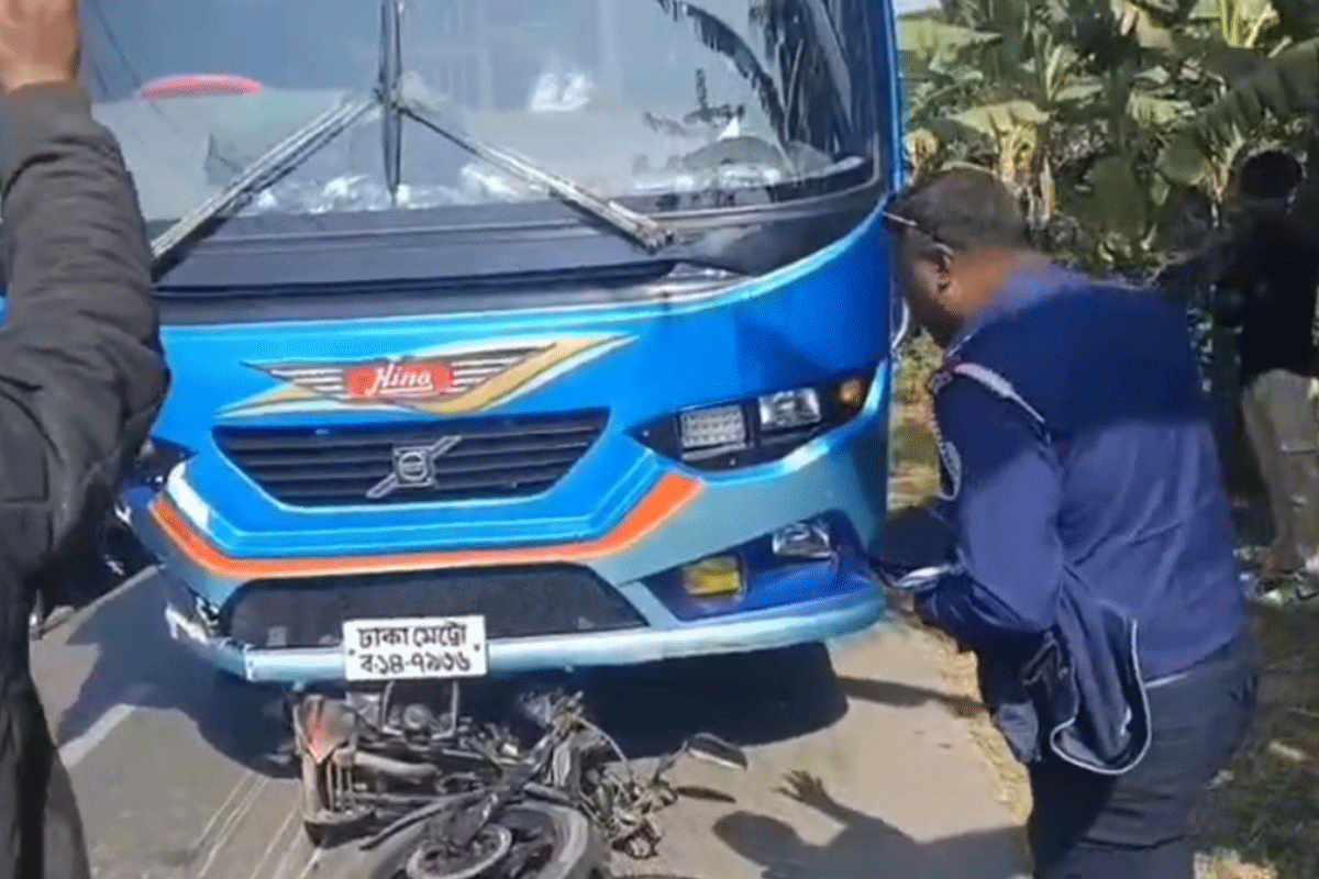 কলাপাড়ায় সড়ক দুর্ঘটনায় নিহত ১