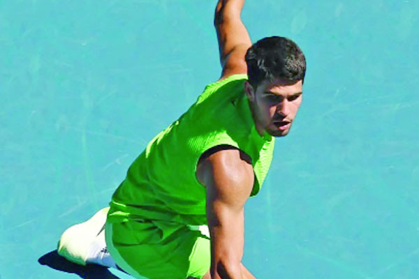 শততম ম্যাচে উজ্জ্বল আলকারেজ