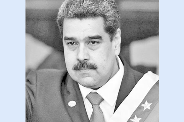 মাদুরোকে উৎখাতে দায়ী ডেলসি রদ্রিগেজ!