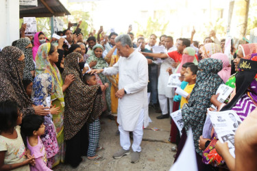চট্টগ্রামে বিএনপি প্রার্থীদের বিরামহীন গণসংযোগ