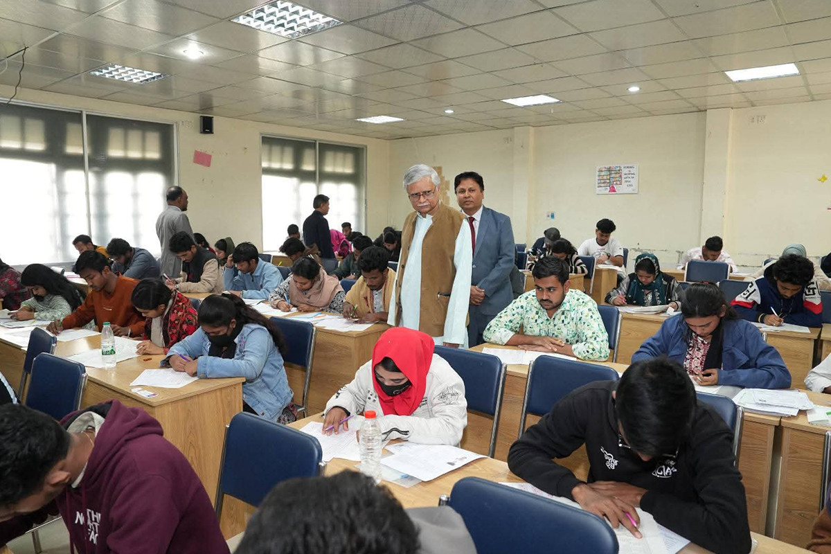 রাবির ‌‘বি’ ইউনিটে ভর্তি পরীক্ষায় উপস্থিতি ৮৪ শতাংশ