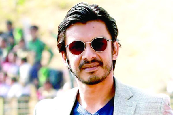 বিসিবি পরিচালক ইশতিয়াক সাদেকের পদত্যাগ