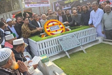 তারেক রহমানের নেতৃত্ব গুণে ঈর্ষান্বিত হয়ে প্রতিপক্ষরা বিভ্রান্তি ছড়াচ্ছে: রিজভী