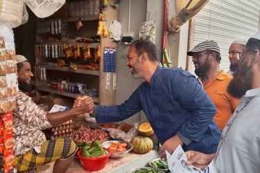 লৌহজংয়ে শাপলা কলি প্রতীকে মাজেদুল ইসলামের গণসংযোগ