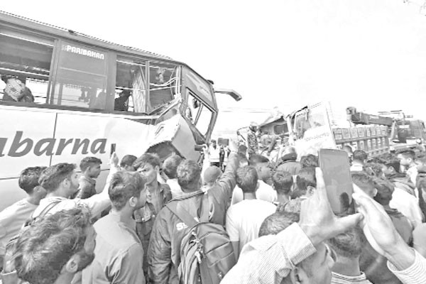 পাঁচ জেলায় সড়কে প্রাণহানি ৭