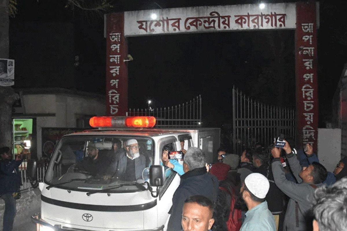 কারাগার থেকেই স্ত্রী-সন্তানকে শেষবিদায় জানালেন সাদ্দাম