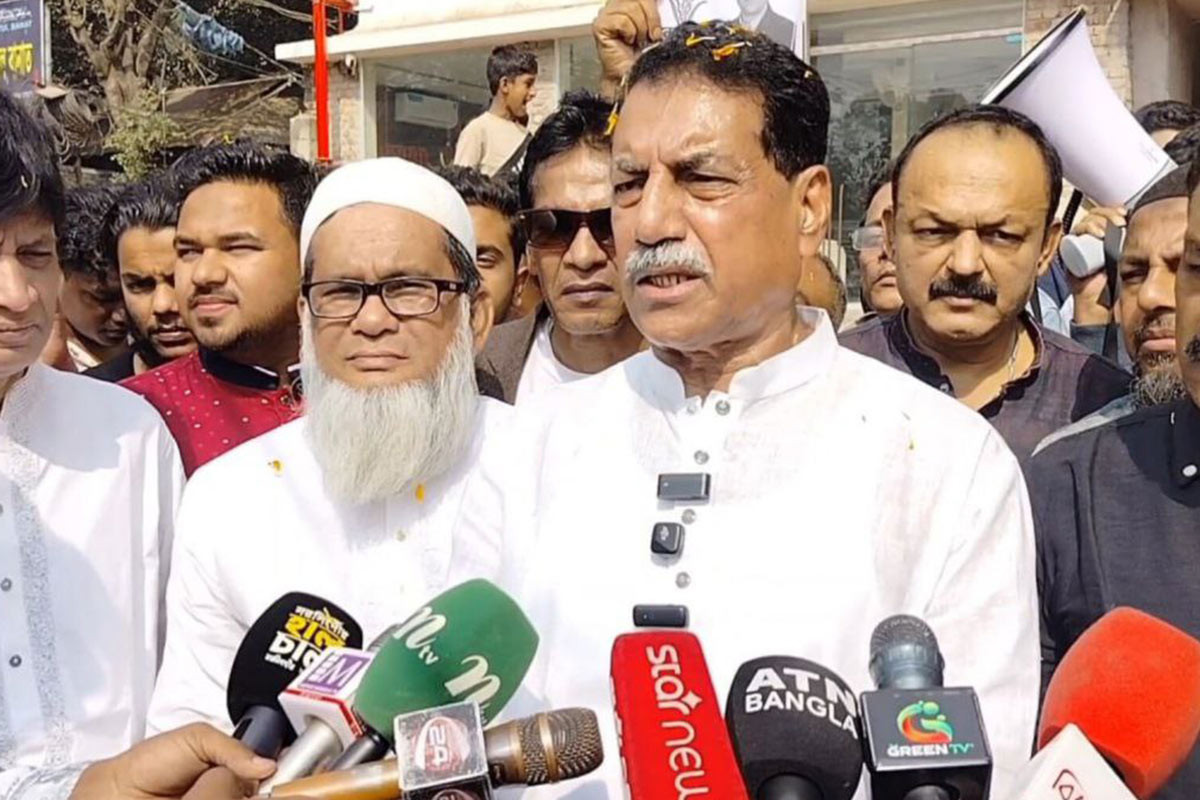 নরসিংদীতে ধানের শীষের ভোট চাইলেন খায়রুল কবির খোকন