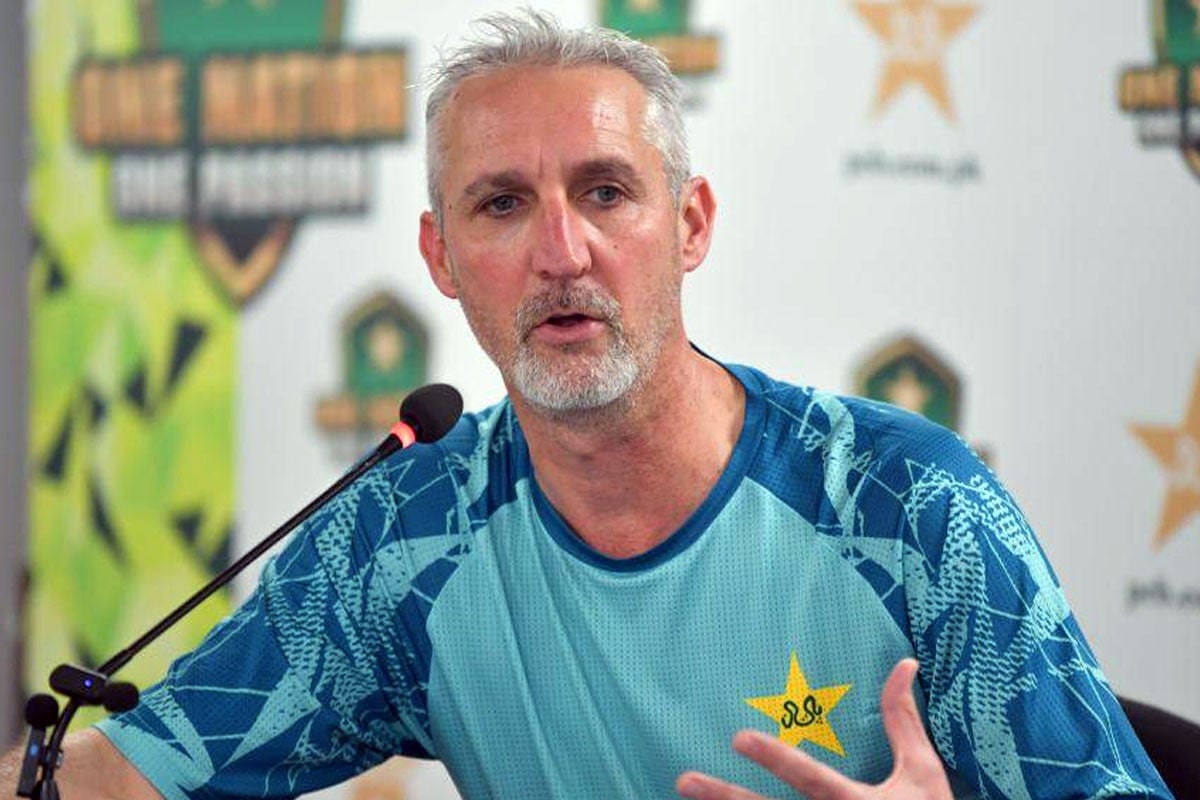 বাংলাদেশ কেন ভারতের বাইরে খেলতে পারল না, প্রশ্ন গিলেস্পির