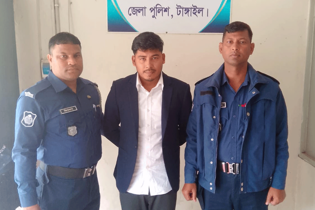 বাসাইলে স্ত্রীর আপত্তিকর ভিডিও ছড়ানোর অভিযোগে স্বামী গ্রেফতার