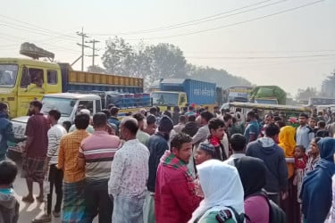 শ্রীপুরে অটোরিকশা চালকদের মহাসড়ক অবরোধ, দেড় ঘণ্টা পর স্বাভাবিক