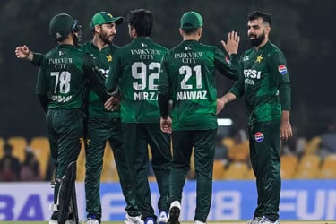 ‘বয়কট’ গুঞ্জনের মধ্যে বিশ্বকাপের দল ঘোষণা করলো পাকিস্তান