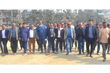 বগুড়ায় তারেক রহমানের নির্বাচনী জনসভা সফল করতে আলতাফুন্নেছা খেলার মাঠ পরিদর্শন