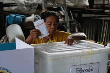 মিয়ানমারে চলছে শেষ ধাপের নির্বাচন
