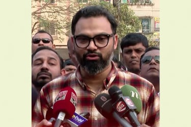 ‘সাকিবকে খেলার জন্য বিবেচনা করা ক্রিকেট বোর্ডের স্টান্টবাজি,’ বললেন আমিনুল