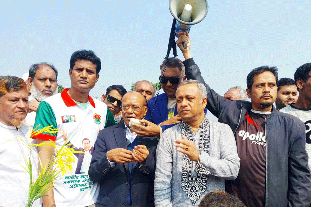 ভোটের মাঠে ধর্মের অপব্যবহার করছে একটি দল: আবদুল আউয়াল মিন্টু