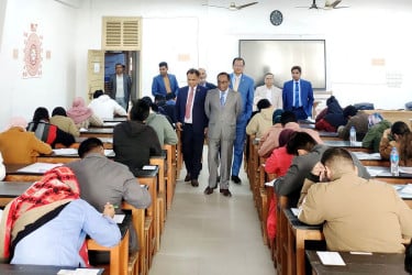 হাবিপ্রবির ২০২৬ শিক্ষাবর্ষের প্রথম দিনের ভর্তি পরীক্ষা অনুষ্ঠিত