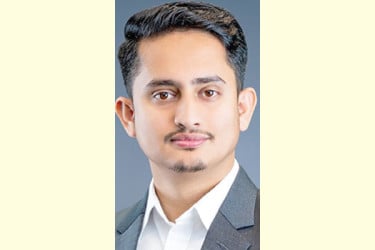 সাহস থাকলে শেখ হাসিনা বাংলাদেশে আসুক