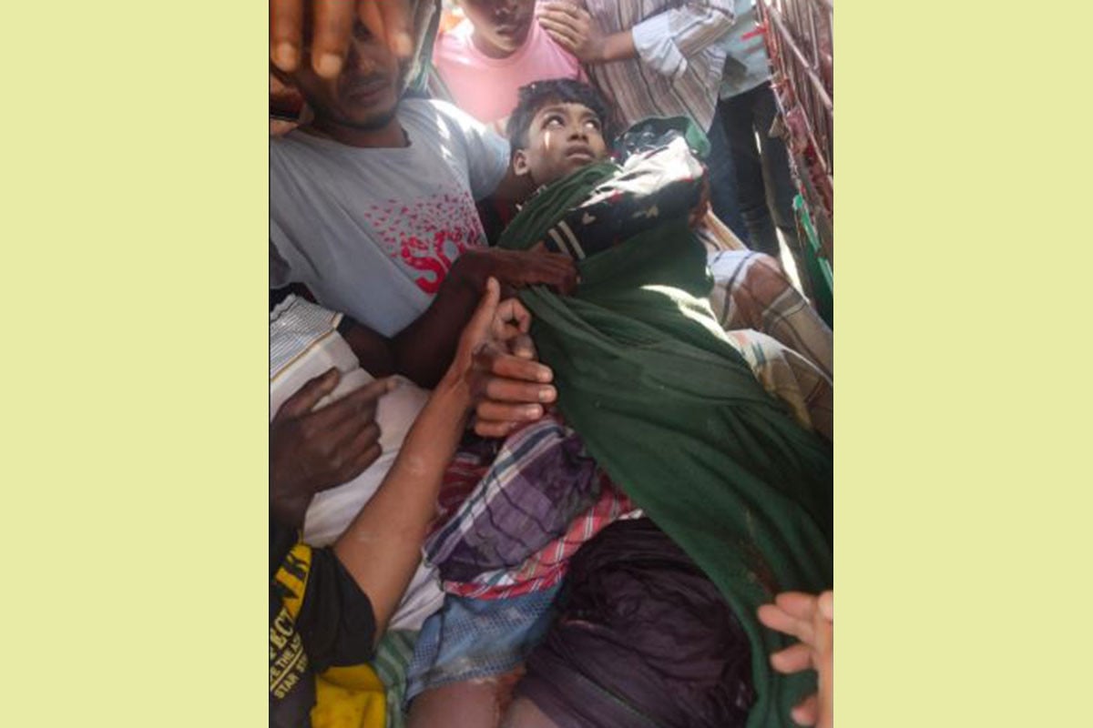 সীমান্তের ওপার থেকে আসা গুলিতে টেকনাফে দুই কিশোর আহত