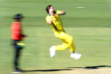 চোটের সঙ্গে না পেরে ক্রিকেটকে বিদায় বললেন অজি পেসার