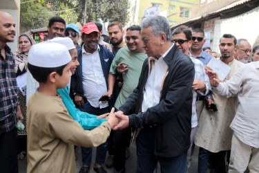 বিদেশ-নির্ভরতার রাজনীতি জনগণ প্রত্যাখ্যান করবে: আমীর খসরু