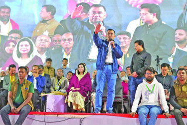 গাজীপুরে নির্বাচনি সমাবেশে তারেক রহমান