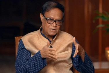 ভুল তথ্য ছড়িয়ে সম্মিলিত ইসলামী ব্যাংক নিয়ে গুজব ছড়াচ্ছে : গভর্নর