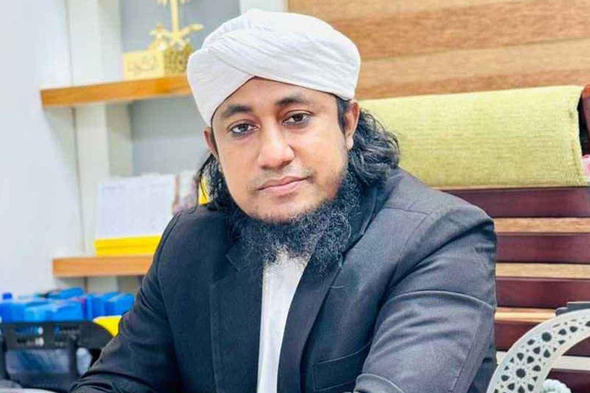 মধ্যরাতে থানায় তাহেরী, দিলেন অভিযোগ