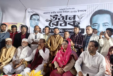 গাজীপুরে নারী ভোটারদের নিয়ে উঠান বৈঠক