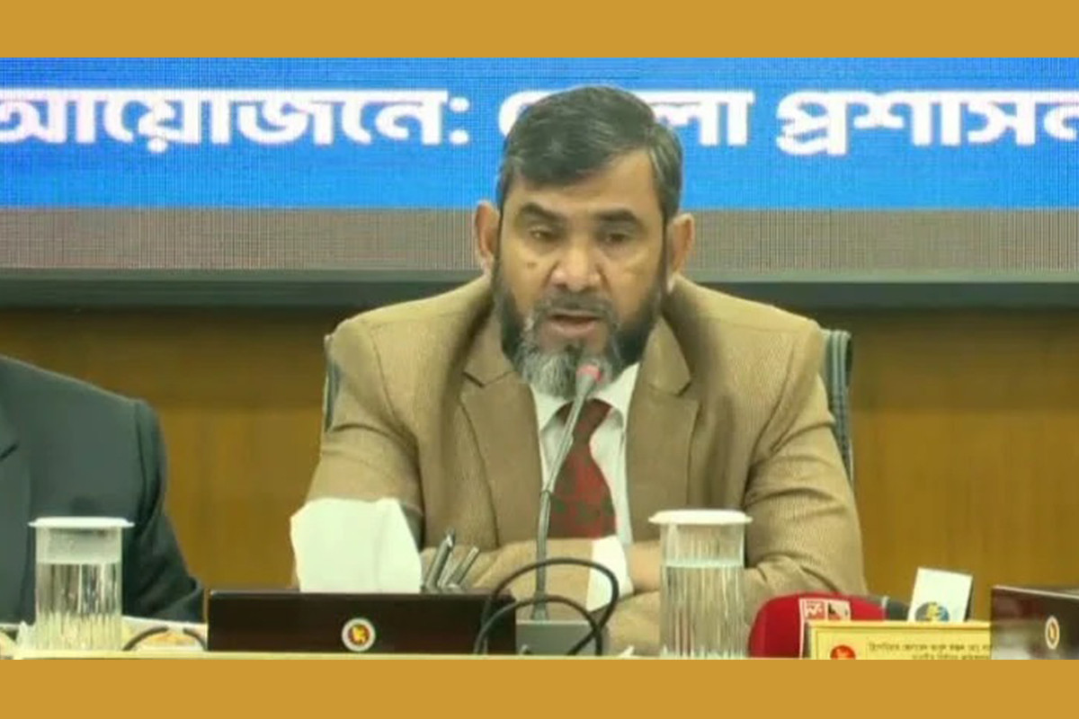 এবারের নির্বাচন নিয়মরক্ষার নয়, জাতীয় স্বার্থ রক্ষার দায়িত্ব : ইসি সানাউল্লাহ