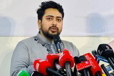 পার্শ্ববর্তী দেশ নির্বাচনকে ঘিরে নানান ষড়যন্ত্রে লিপ্ত : নাহিদ ইসলাম