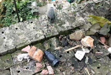 পরিত্যক্ত অবস্থায় সাউন্ড গ্রেনেড উদ্ধার
