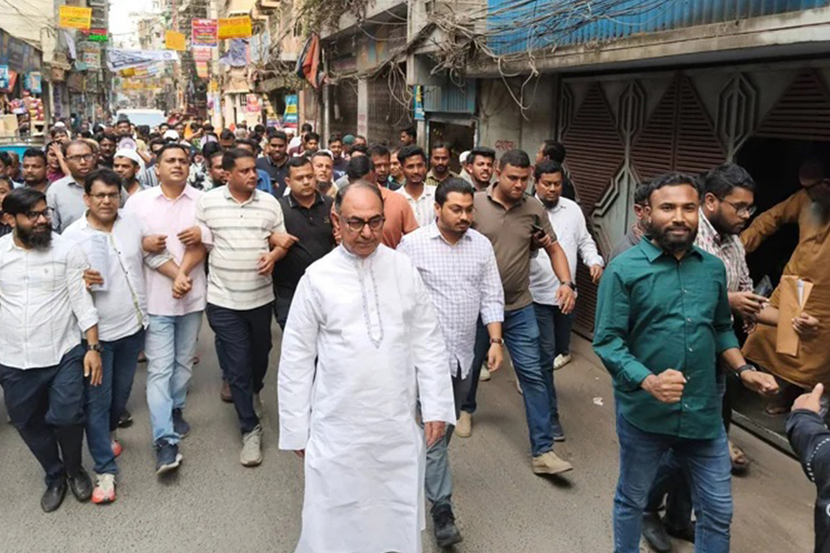 বিভ্রান্তিমূলক তথ্য ছড়িয়ে জনগণের আস্থা অর্জন সম্ভব নয় : মির্জা আব্বাস
