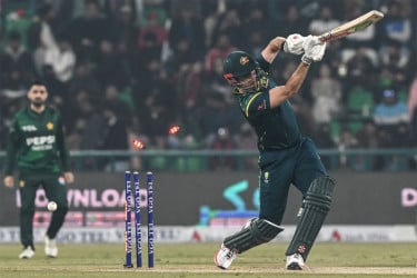 অস্ট্রেলিয়াকে তৃতীয়বারের মতো হোয়াইটওয়াশ করলো পাকিস্তান